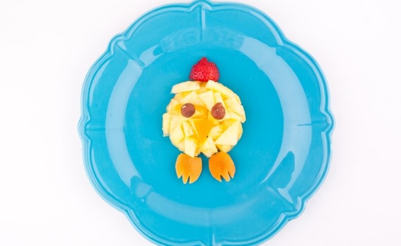 best baby foods to help constipation - giving fruits to kids